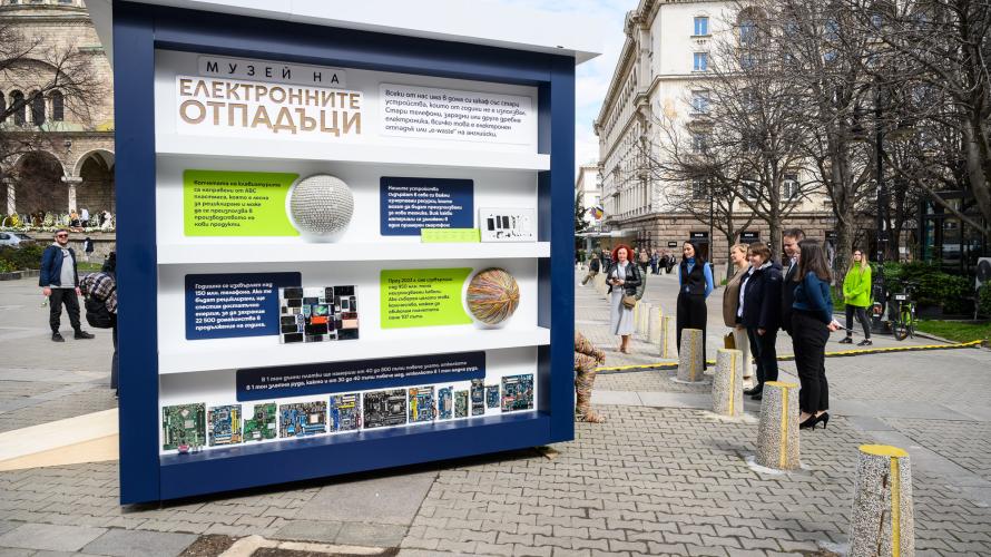 Интерактивна образователна инсталация на Yettel кани потребителите да научат повече за електронните отпадъци